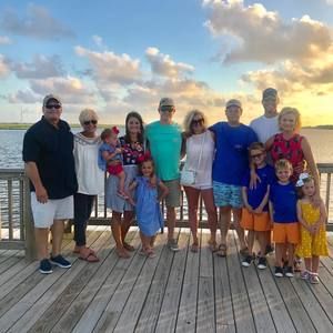 Meet your Posher, Dana